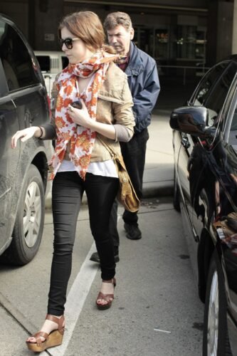 Anna Kendrick Feet Toes And Soles 411