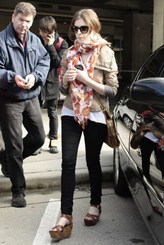 Anna Kendrick Feet Toes And Soles 412