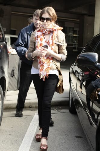 Anna Kendrick Feet Toes And Soles 414