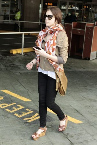 Anna Kendrick Feet Toes And Soles 415