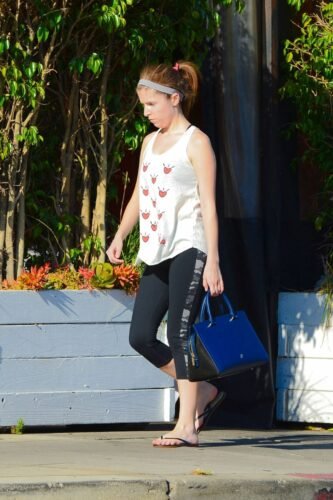 Anna Kendrick Feet Toes And Soles 654