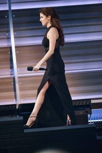 Anna Kendrick Feet Toes And Soles 851