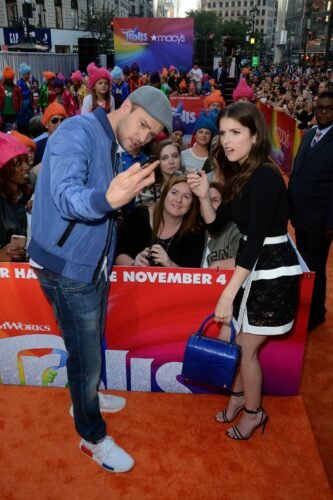 Anna Kendrick Feet Toes And Soles 1021