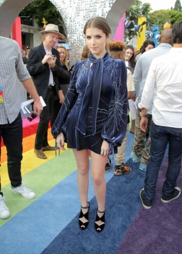 Anna Kendrick Feet Toes And Soles 1051