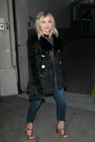 Chloe Grace Moretz Feet Toes And Soles 290