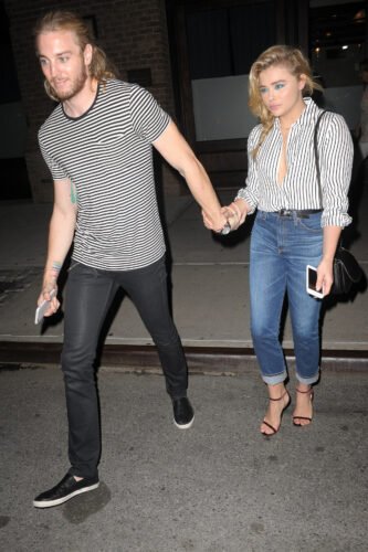 Chloe Grace Moretz Feet Toes And Soles 686