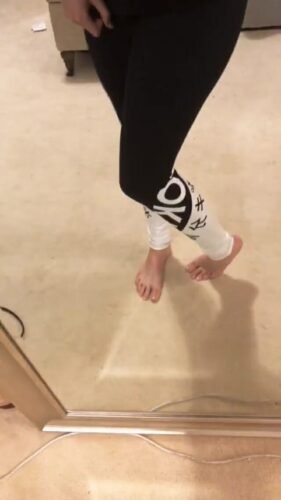 Imane 'Pokimane' Anys Feet Toes And Soles 8