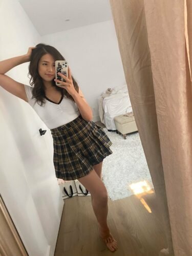 Imane 'Pokimane' Anys Feet Toes And Soles 212