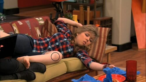 Jennette McCurdy Feet Toes And Soles 154