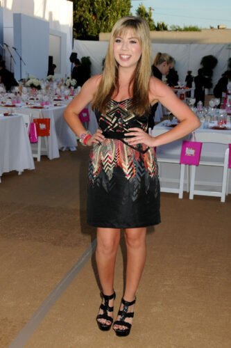 Jennette McCurdy Feet Toes And Soles 161