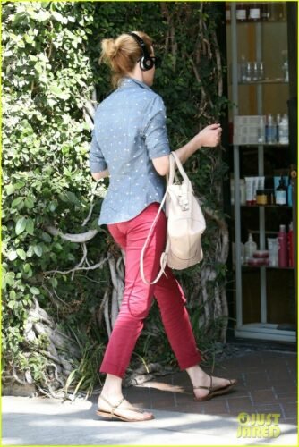 Elizabeth Banks Feet Toes And Soles 644