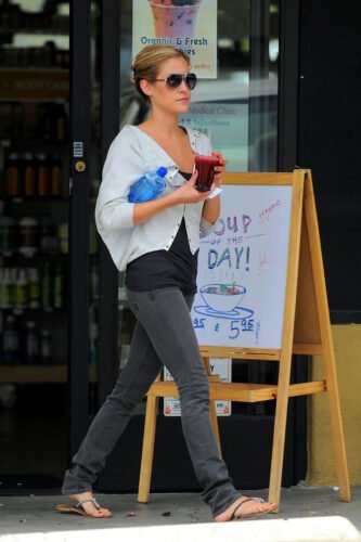 Kristin Cavallari Feet Toes And Soles 341