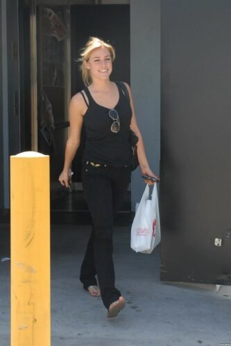 Kristin Cavallari Feet Toes And Soles 642