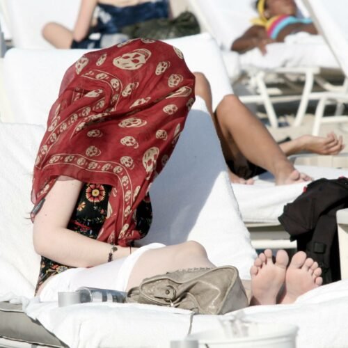 Michelle Trachtenberg Feet Toes And Soles 14
