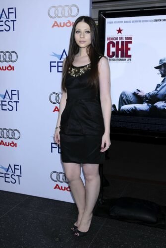 Michelle Trachtenberg Feet Toes And Soles 96
