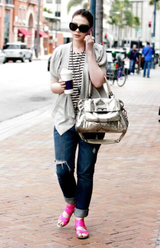 Michelle Trachtenberg Feet Toes And Soles 155