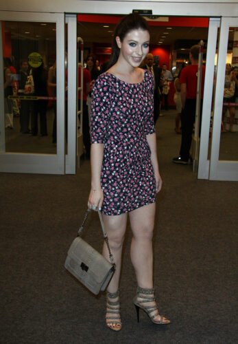 Michelle Trachtenberg Feet Toes And Soles 205