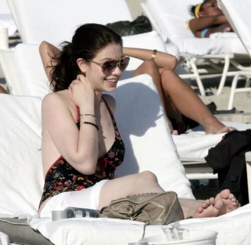 Michelle Trachtenberg Feet Toes And Soles 356