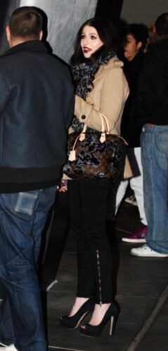 Michelle Trachtenberg Feet Toes And Soles 368