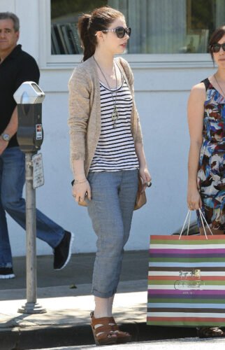 Michelle Trachtenberg Feet Toes And Soles 389