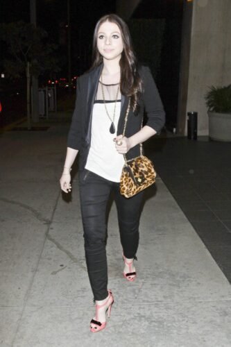 Michelle Trachtenberg Feet Toes And Soles 411