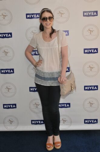 Michelle Trachtenberg Feet Toes And Soles 414