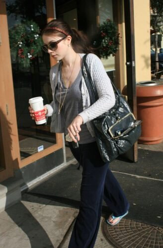 Michelle Trachtenberg Feet Toes And Soles 699