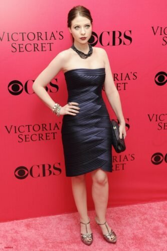 Michelle Trachtenberg Feet Toes And Soles 839