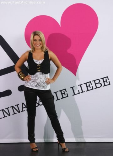 Jeanette Biedermann Feet Toes And Soles 43