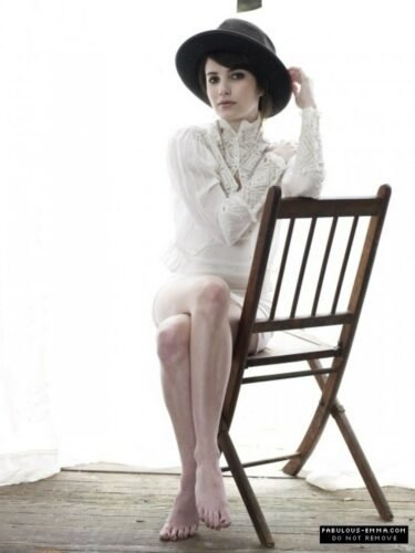 Emma Roberts Feet Toes And Soles 442