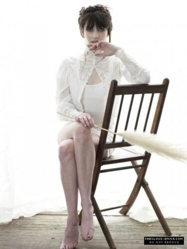 Emma Roberts Feet Toes And Soles 445