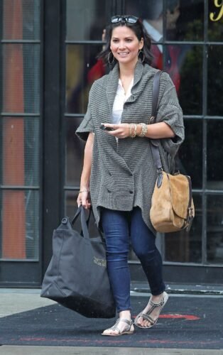 Olivia Munn Feet Toes And Soles 112