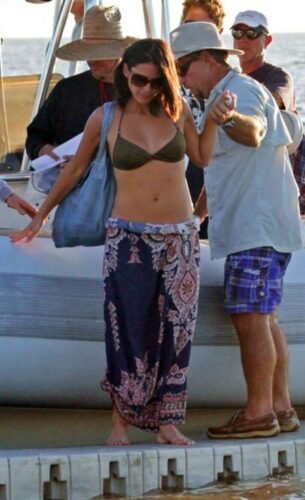 Olivia Munn Feet Toes And Soles 334