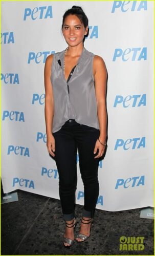 Olivia Munn Feet Toes And Soles 351