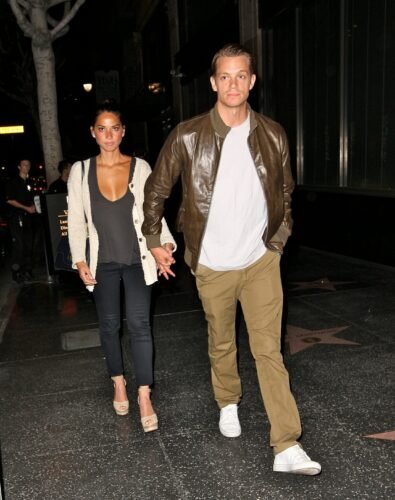 Olivia Munn Feet Toes And Soles 359