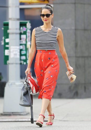 Olivia Munn Feet Toes And Soles 559