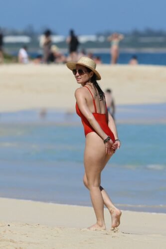 Olivia Munn Feet Toes And Soles 1128