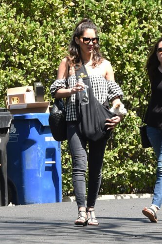 Olivia Munn Feet Toes And Soles 1184