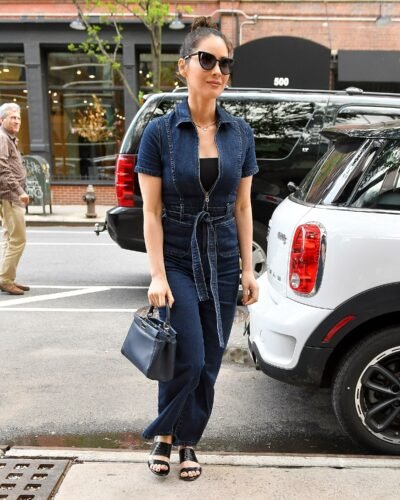 Olivia Munn Feet Toes And Soles 1199