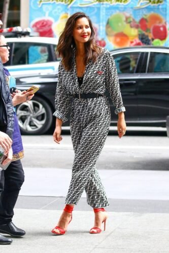 Olivia Munn Feet Toes And Soles 1220