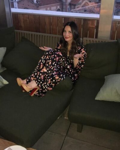 Olivia Munn Feet Toes And Soles 1297