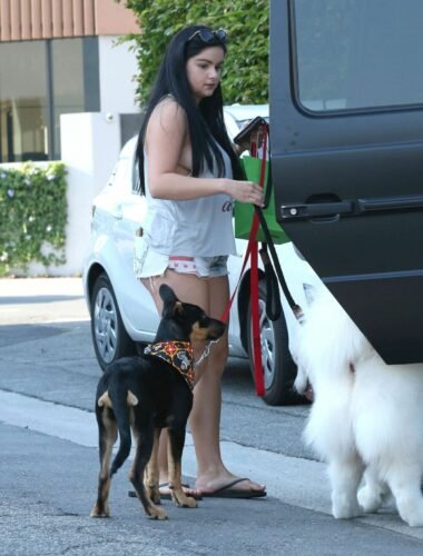 Ariel Winter Feet Toes And Soles 197