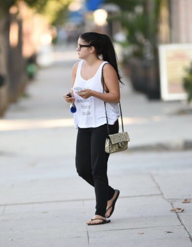 Ariel Winter Feet Toes And Soles 284