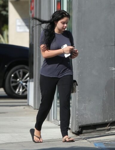 Ariel Winter Feet Toes And Soles 299