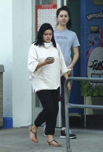 Ariel Winter Feet Toes And Soles 345