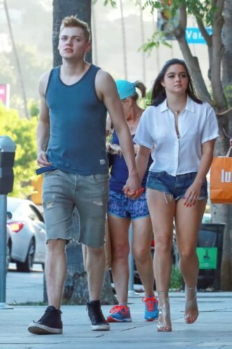 Ariel Winter Feet Toes And Soles 414