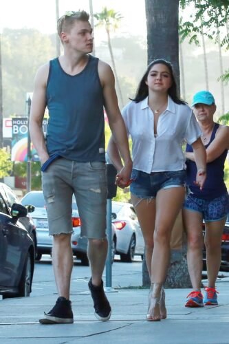 Ariel Winter Feet Toes And Soles 415