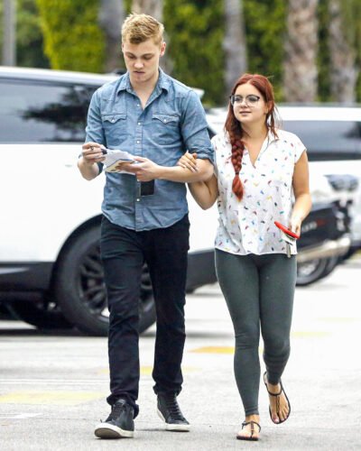 Ariel Winter Feet Toes And Soles 459