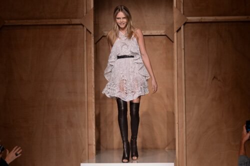 Cara Delevigne Feet Toes And Soles 393