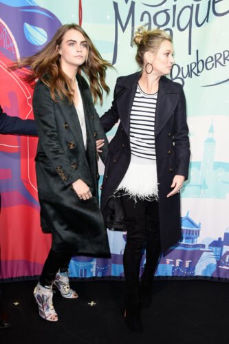 Cara Delevigne Feet Toes And Soles 450